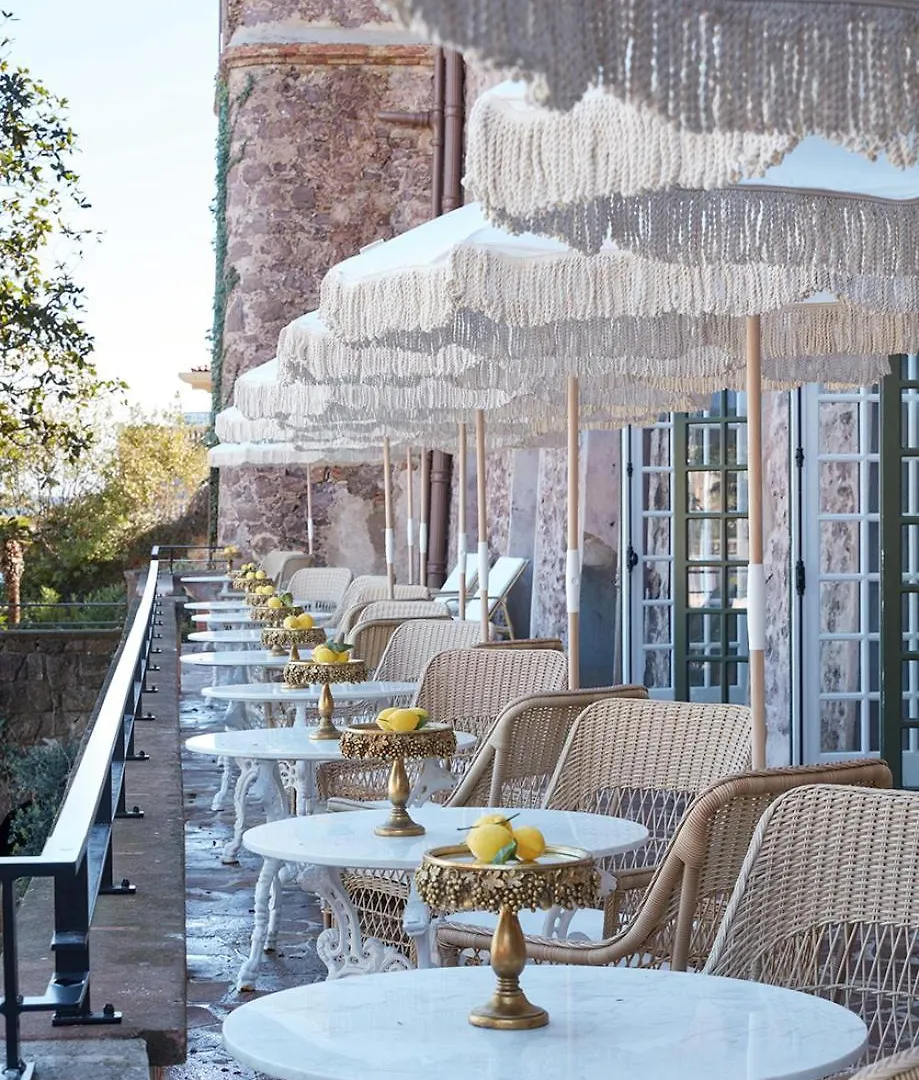 ***** Hotel Chateau De Theoule Frankrijk