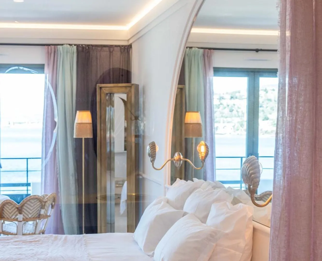 Hotel Chateau De Theoule