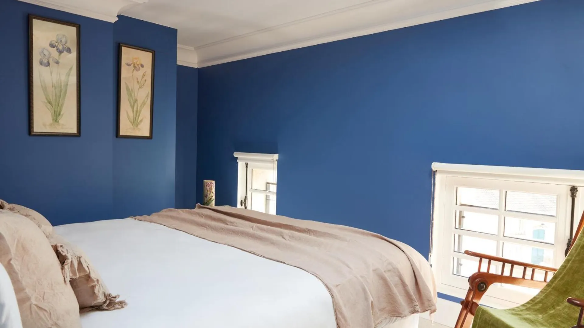 Hotel Chateau De Theoule