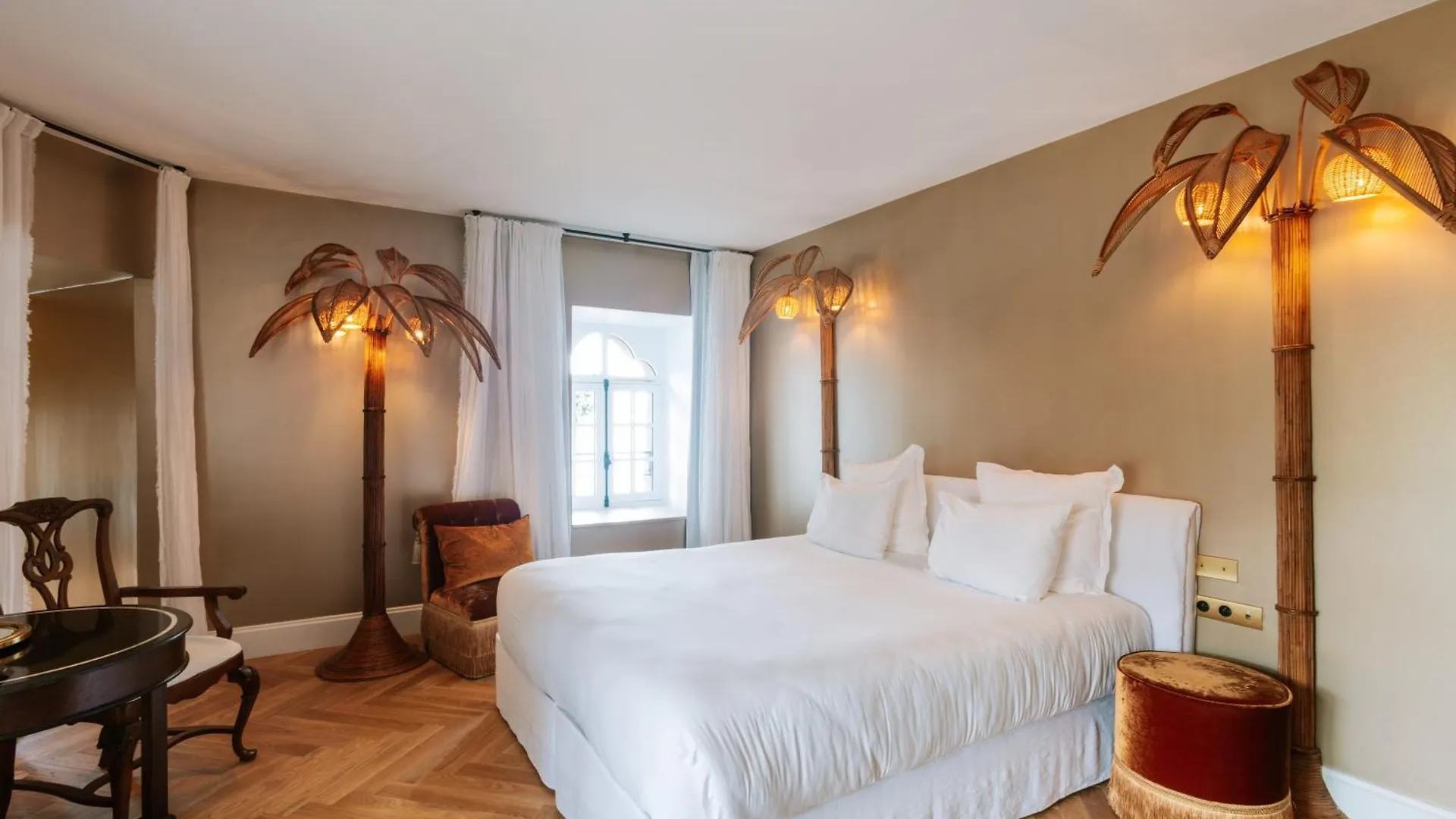Hotel Chateau De Theoule